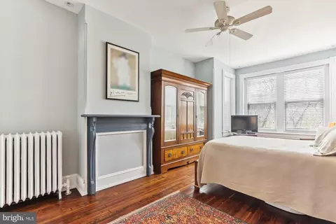 Bedroom - 612 E Street St NE, Washington, DC 20002 photo 5 of 11