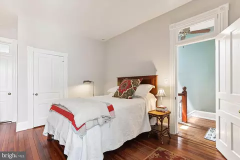 Bedroom - 612 E Street St NE, Washington, DC 20002 photo 7 of 11