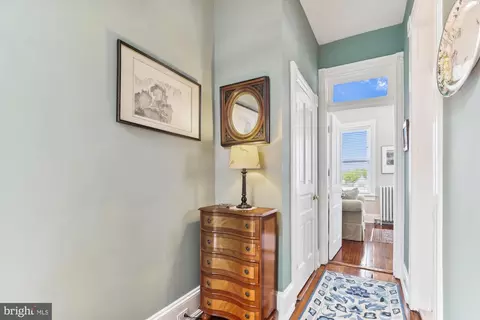 Entry Way - 612 E Street St NE, Washington, DC 20002 photo 5 of 6