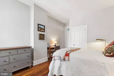 Bedroom - 612 E Street St NE, Washington, DC 20002 photo 9 of 11
