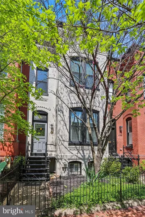 Exterior - 612 E Street St NE, Washington, DC 20002 photo 2 of 22