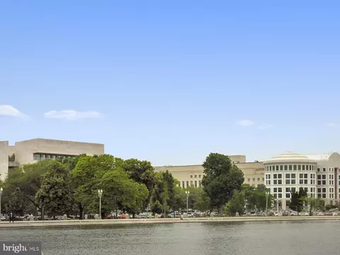 View/Area - 612 E Street St NE, Washington, DC 20002 photo 11 of 11