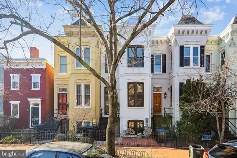 Exterior - 432 6th St NE, Washington, DC 20002 photo 1 of 10