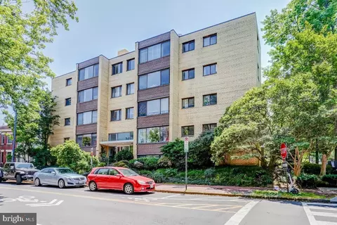 305 C St NE #301, Washington, DC 20002
