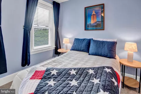 Bedroom - 21 16th St NE, Washington, DC 20002 photo 3 of 5