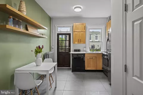 1342 Emerald St NE, Washington, DC 20002 photo 10