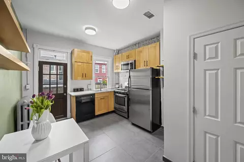 1342 Emerald St NE, Washington, DC 20002 photo 12