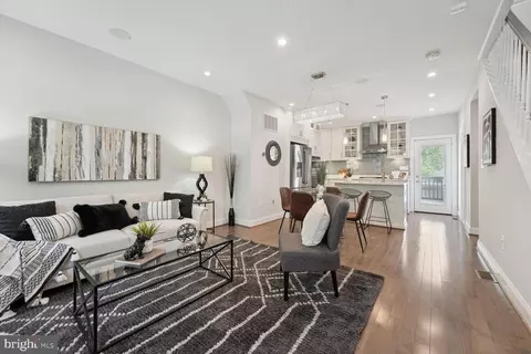 Living - 647 Morton Pl NE, Washington, DC 20002 photo 2 of 2