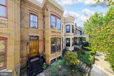 1225 Independence Ave SE, Washington, DC 20003