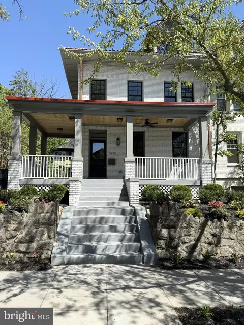 3901 Livingston St NW, Washington, DC 20015