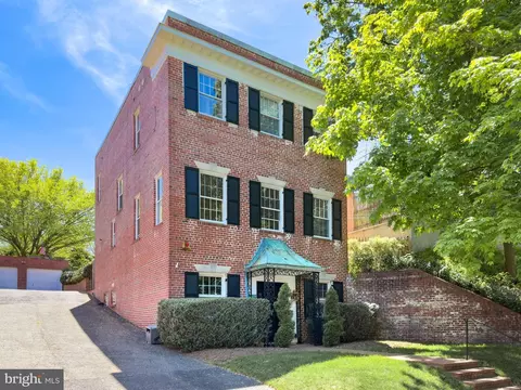 3134 Ordway St NW, Washington, DC 20008