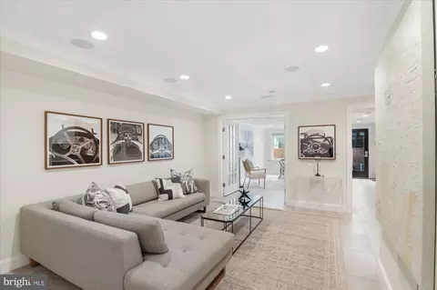 Living - 331 Maryland Ave NE, Washington, DC 20002 photo 7 of 9