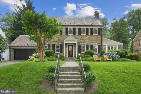 4822 Rodman St NW, Washington, DC 20016