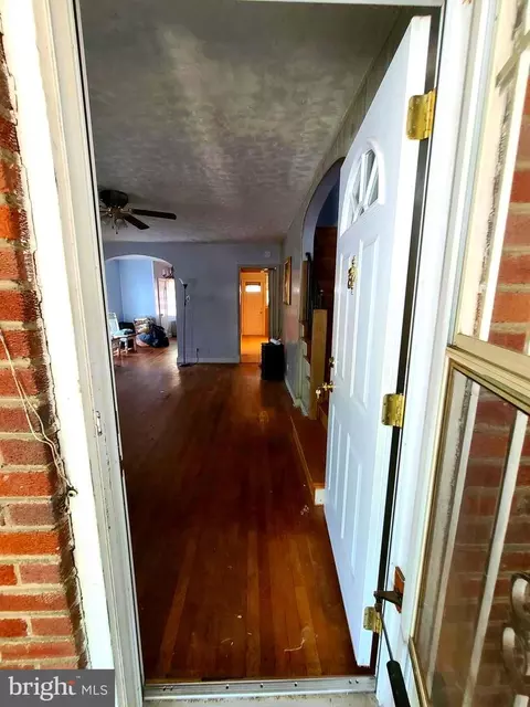 Entry Way - 404 23rd Pl NE, Washington, DC 20002 photo 16 of 16
