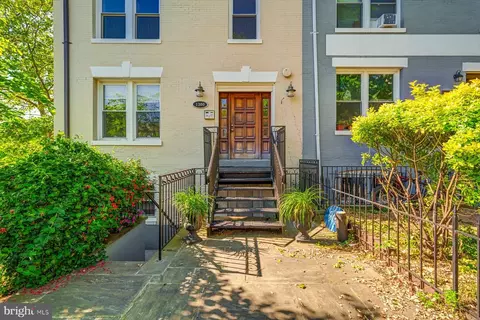 1300 Belmont St NW #201, Washington, DC 20009