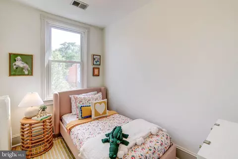 1416 C St NE, Washington, DC 20002 photo 11