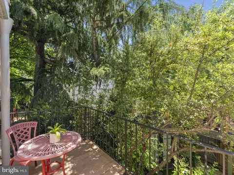 407 5th St NE, Washington, DC 20002 photo 27