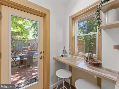 407 5th St NE, Washington, DC 20002 photo 16