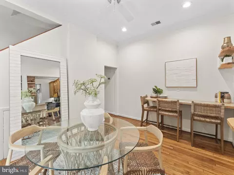 407 5th St NE, Washington, DC 20002 photo 9