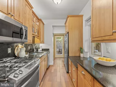 407 5th St NE, Washington, DC 20002 photo 11