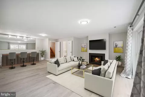 2735 31st Pl NE #2735, Washington, DC 20018