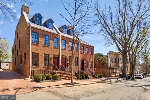1669 Avon Pl NW, Washington, DC 20007