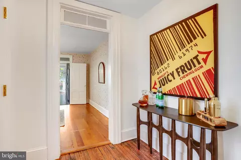 Entry Way - 509 E Capitol St SE, Washington, DC 20003 photo 5 of 6