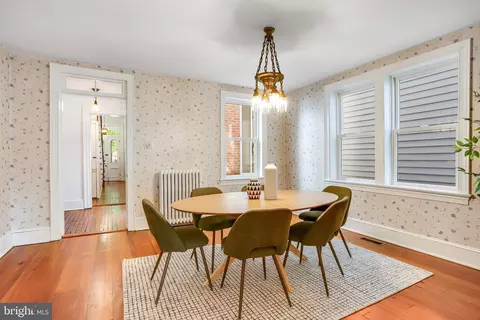 Dining - 509 E Capitol St SE, Washington, DC 20003 photo 1 of 4