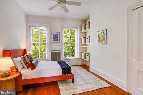 Bedroom - 509 E Capitol St SE, Washington, DC 20003 photo 6 of 9