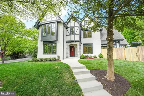 2959 Northampton St NW, Washington, DC 20015