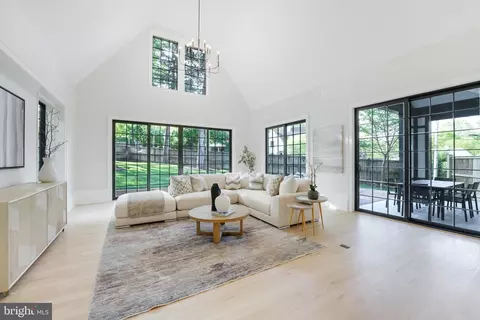 Living - 2959 Northampton St NW, Washington, DC 20015 photo 8 of 11