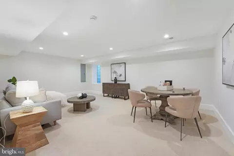 Dining - 2959 Northampton St NW, Washington, DC 20015 photo 4 of 4