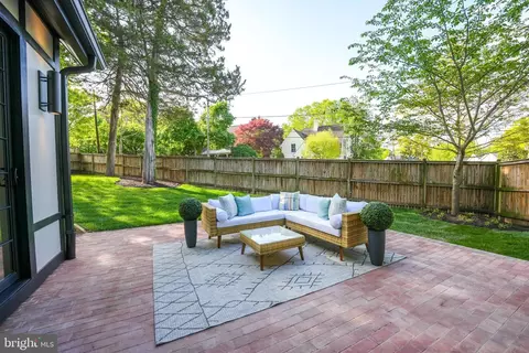 Exterior - 2959 Northampton St NW, Washington, DC 20015 photo 11 of 24