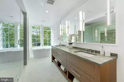 Bath - 2959 Northampton St NW, Washington, DC 20015 photo 2 of 12
