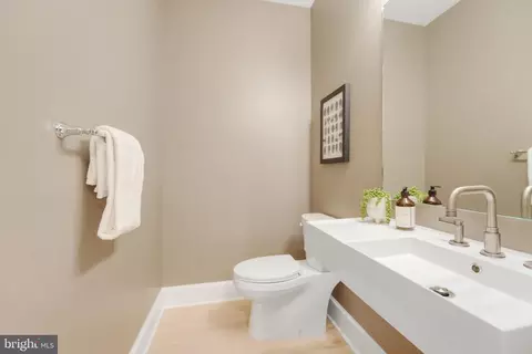 Bath - 2959 Northampton St NW, Washington, DC 20015 photo 1 of 12