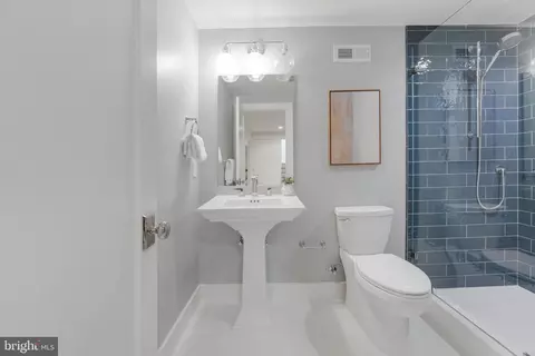 Bath - 2959 Northampton St NW, Washington, DC 20015 photo 11 of 12