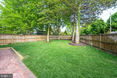 Exterior - 2959 Northampton St NW, Washington, DC 20015 photo 22 of 24