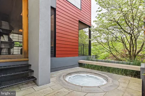 Exterior - 4511 Potomac Ave NW, Washington, DC 20007 photo 9 of 11