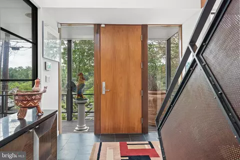 Entry Way - 4511 Potomac Ave NW, Washington, DC 20007 photo 3 of 11