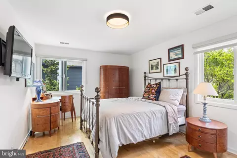 Bedroom - 4511 Potomac Ave NW, Washington, DC 20007 photo 6 of 8