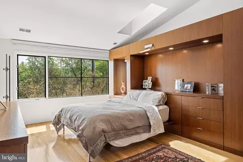 Bedroom - 4511 Potomac Ave NW, Washington, DC 20007 photo 1 of 8