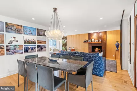 Dining - 4511 Potomac Ave NW, Washington, DC 20007 photo 3 of 7