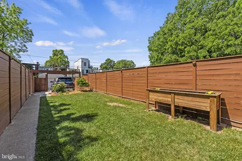 1115 Oates St NE, Washington, DC 20002 photo 32