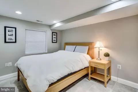 1115 Oates St NE, Washington, DC 20002 photo 28