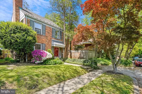 5350 42nd Pl NW, Washington, DC 20015