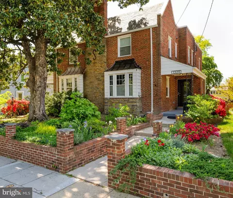 1329 Allison St NE, Washington, DC 20017