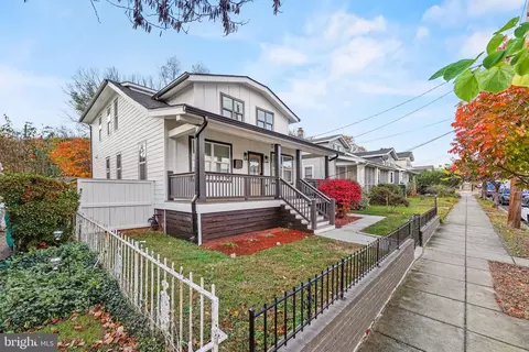 2207 Rand Pl NE, Washington, DC 20002