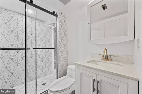 Bath - 2207 Rand Pl NE, Washington, DC 20002 photo 7 of 7