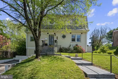 6231 N Dakota Ave NW, Washington, DC 20011