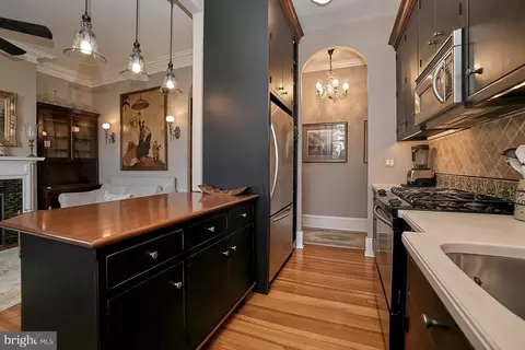 2220 20th St NW #32, Washington, DC 20009 photo 5